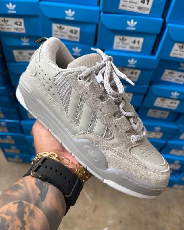 ADI2000 Gris Hombre