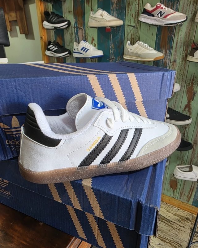 Adidas Samba Classic Blancas y Negras