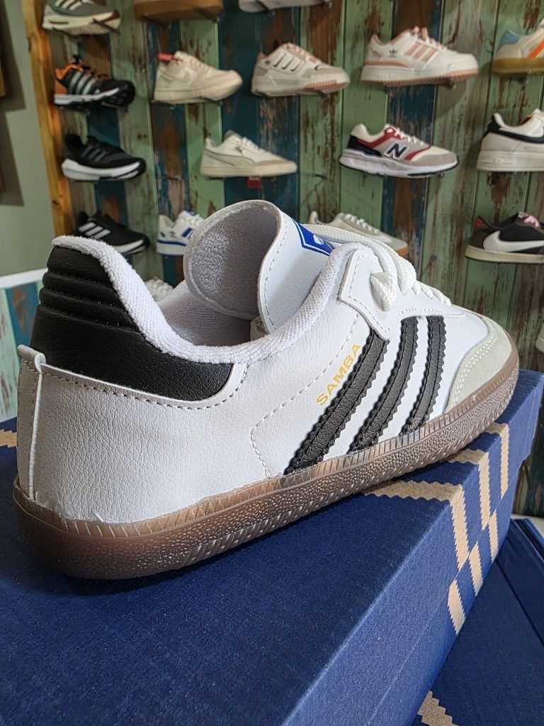 Adidas Samba Classic Blancas y Negras, foto 2