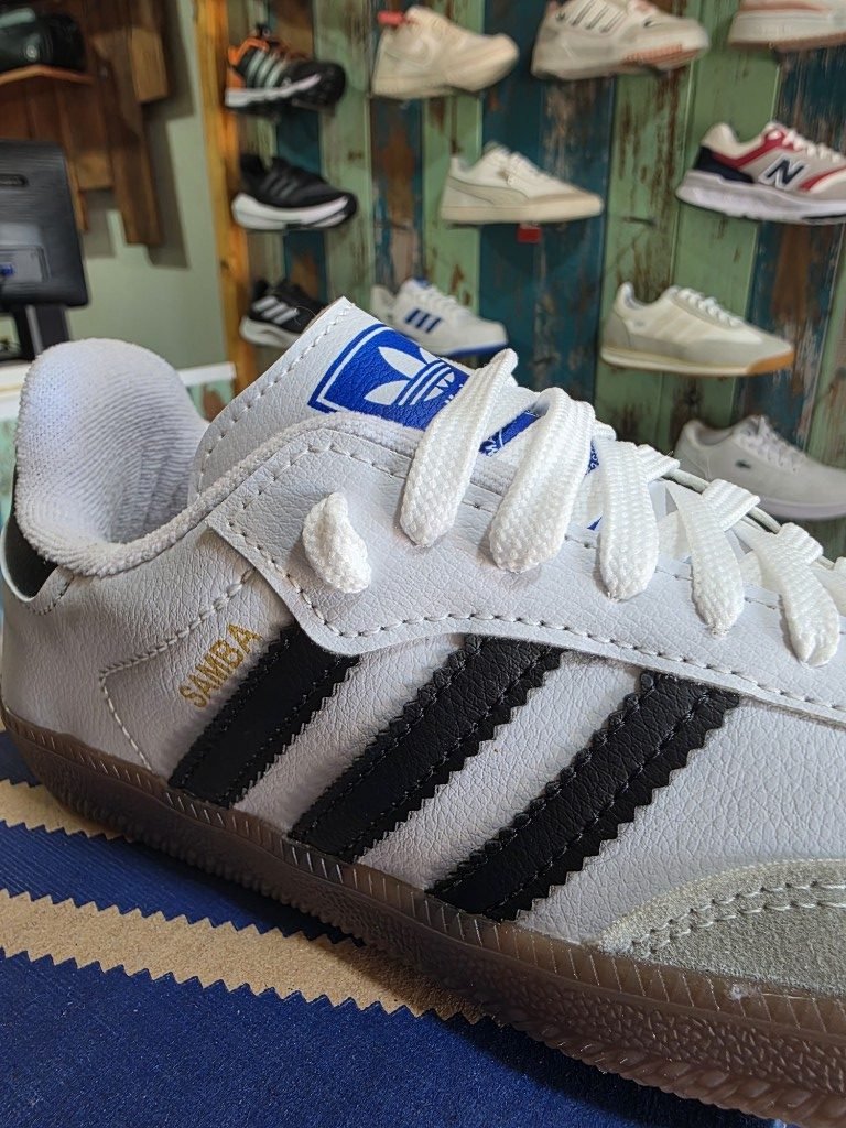 Adidas Samba Classic Blancas y Negras, foto 3