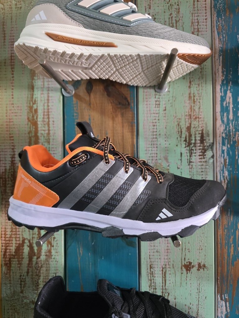 Adidas Terrex Kanadia, foto 1