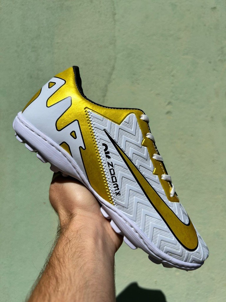 Botines Nike Air Blanca y Dorada, foto 3
