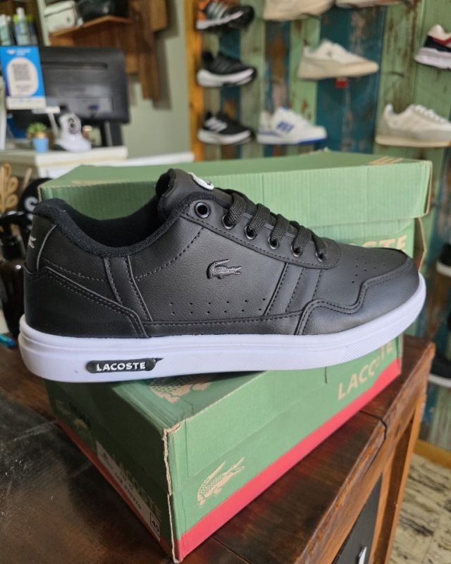 Lacoste Clásicas Negras