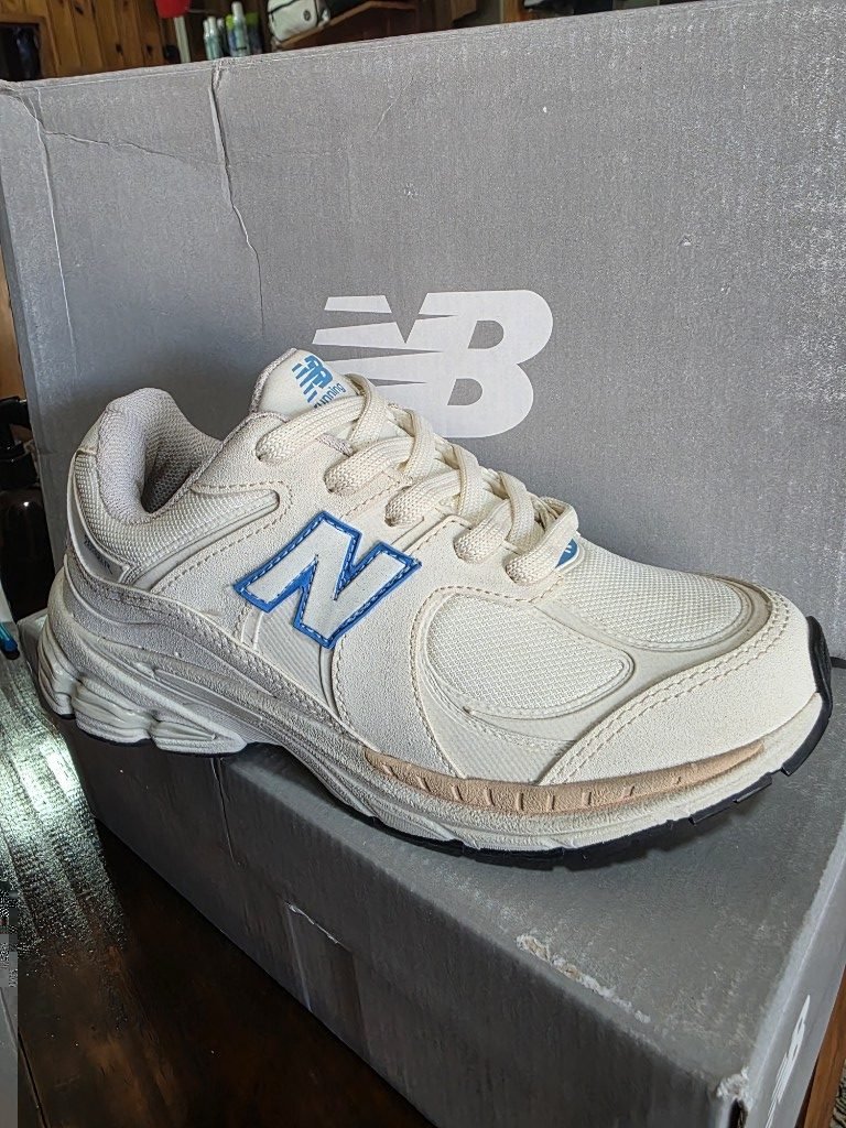 New Balance N2002, foto 3