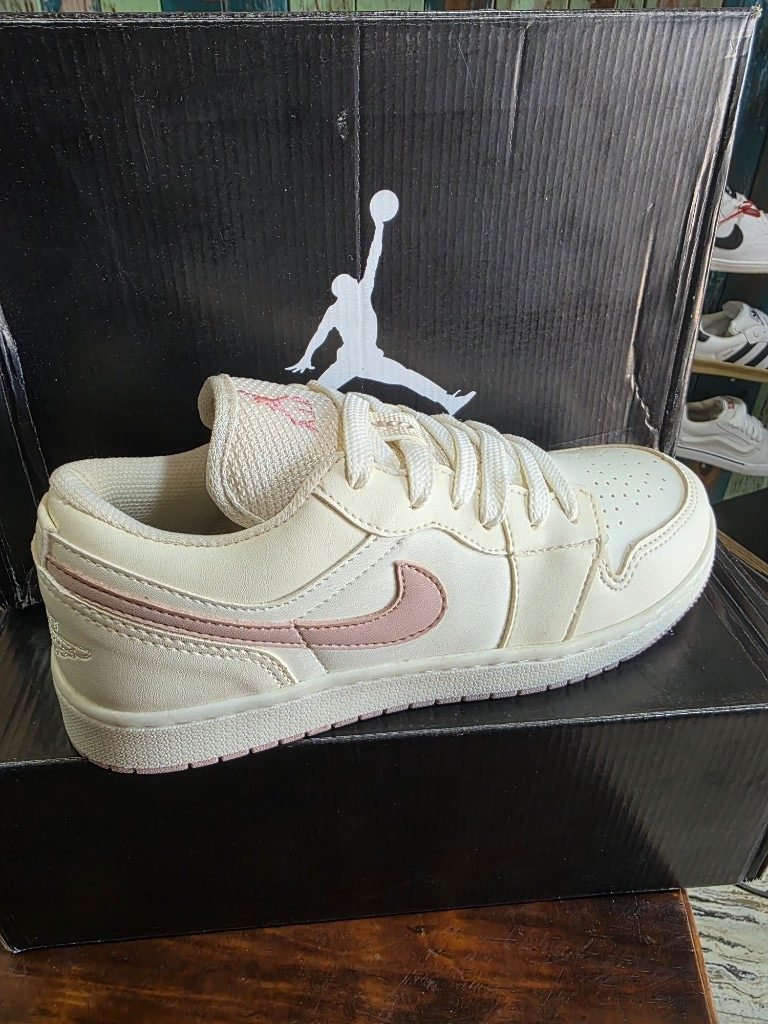 Nike Jordan Manteca Rosa, foto 1