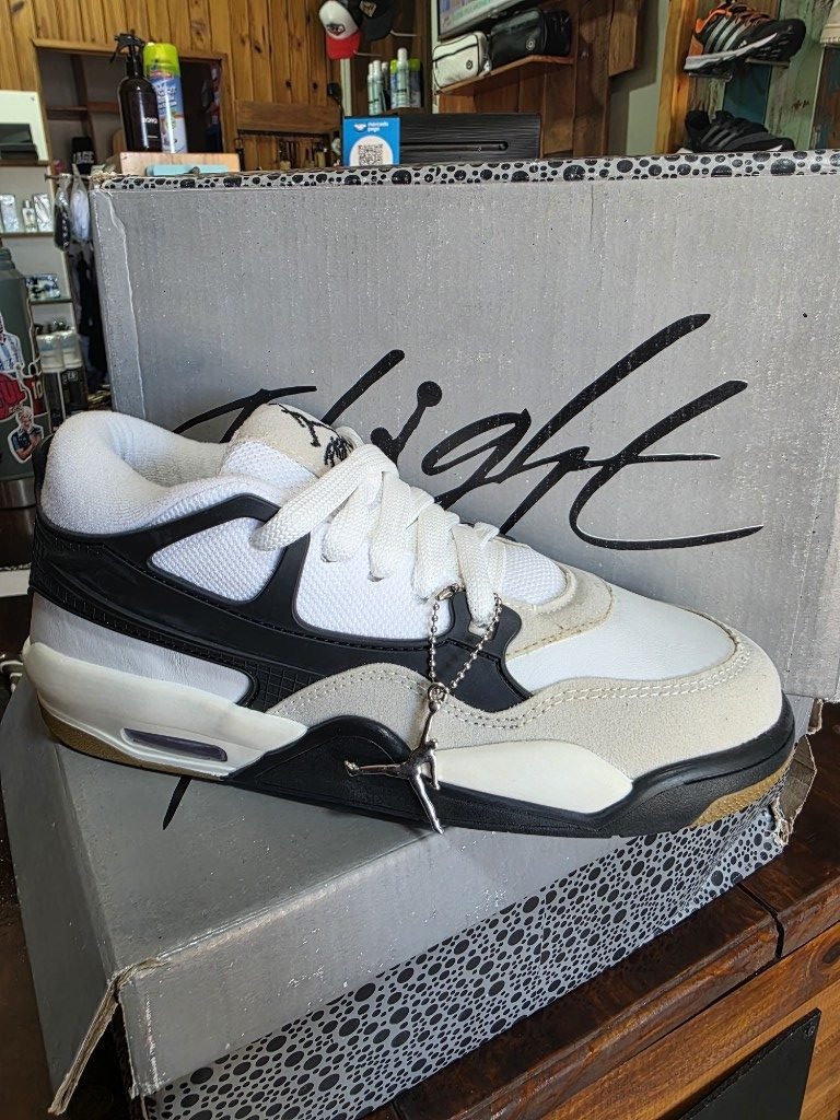 Nike Jordan R4, foto 1
