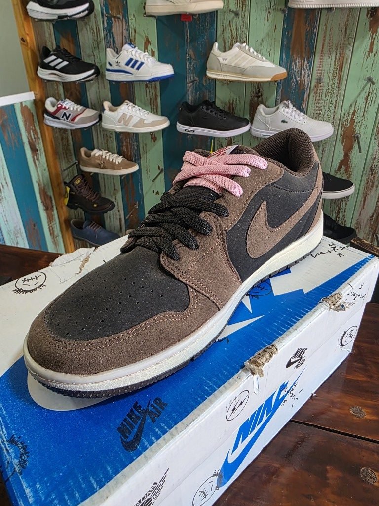 Nike Jordan Travis Scott Marrón, foto 2