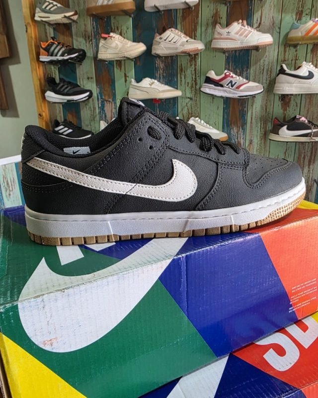 Nike SB Black