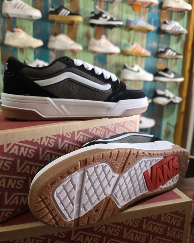 Vans Hylane Gris Oscuro